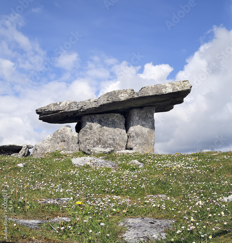 Poulnabrone dolmen