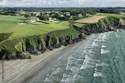 Plage de Trezmalaouen vue du ciel, Kerlaz, Finistère