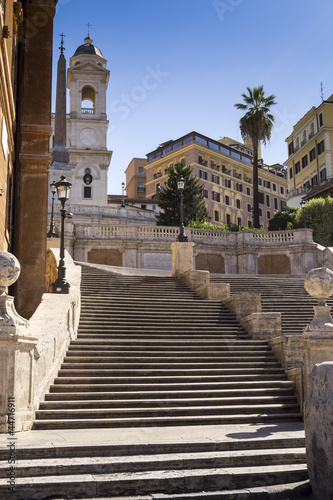 La scalinata di Trinità dei monti a Roma