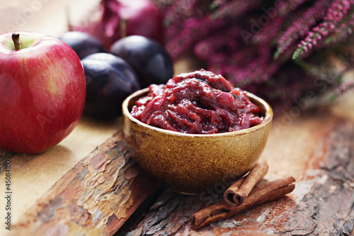 plum and apple chutney