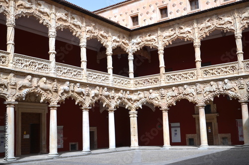 Patio Pałacu Książąt Piechoty w Guadalajara, Hiszpania