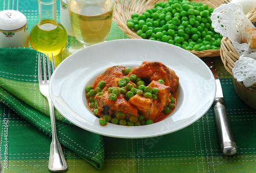 Stewed eel with peas 완두콩과 스튜 장어 Węgorz duszony z groszkiem