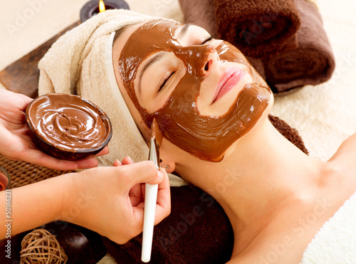 Chocolate Mask Facial Spa. Beauty Spa Salon