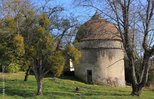 ancien pigeonnier.