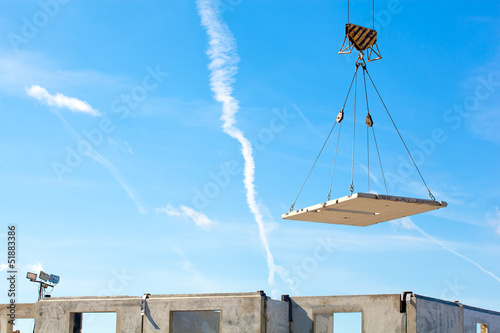 Hoisting works by means of tower crane