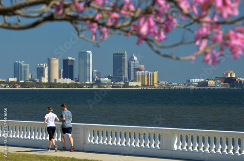 Jogging on the Bayshore Boulevard in Tampa