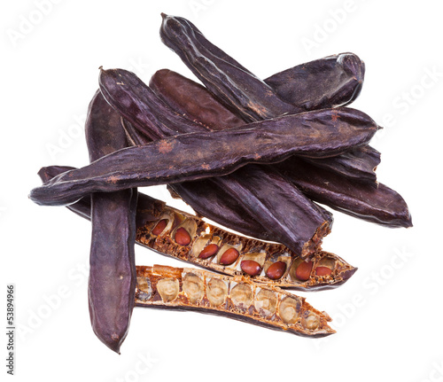 dried carob pods