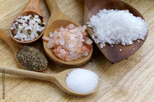 different types of salt (pink, sea, black, and with spices)