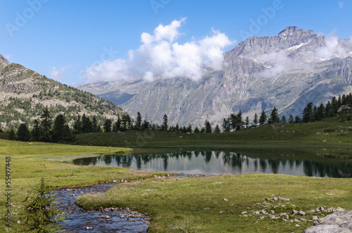 lago alpino Parco Nazionale Gran Paradiso Italia