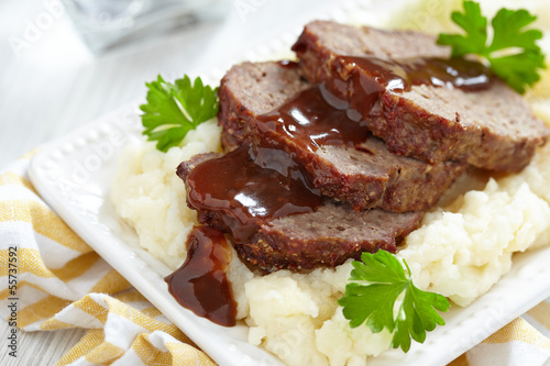 Meatloaf with brown sauce