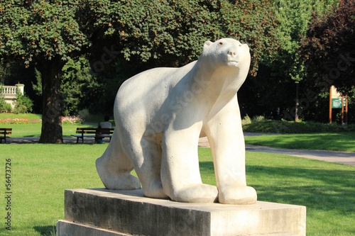 Monument „L’ours blanc“ de Jardin Darcy de Dijon