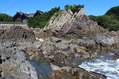 伊勢ヶ浜の柱状節理