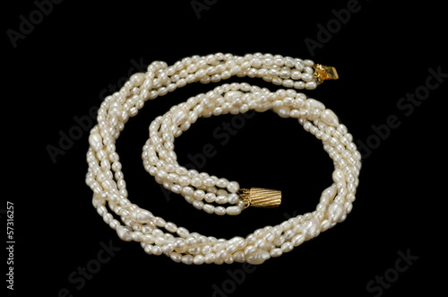 Twisted freshwater pearl necklace