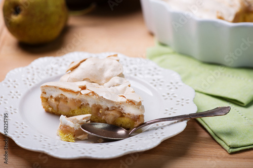 Apple and pears pie with meringue