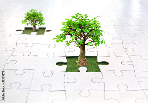 Jigsaw puzzle tree
