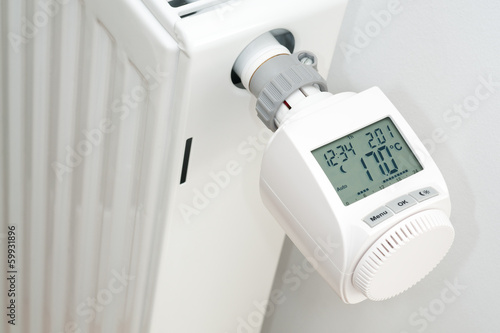 Elektronischer Heizungsthermostat in Energiesparmodus