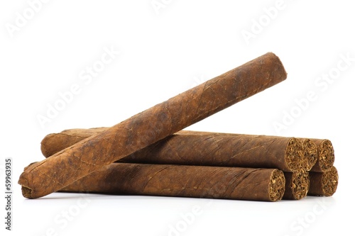 Zigarren isoliert auf weißem Hintergrund