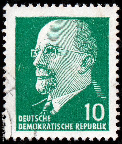 GERMAN DEMOCRATIC REPUBLIC - CIRCA 1961: A stamp printed in Germ