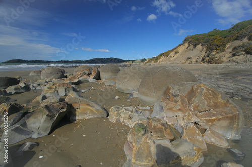 Meoraki Boulders