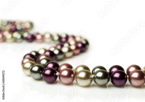 color pearl necklace