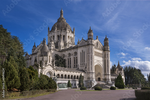 Basilique Sainte-Thérèse de Lisieux