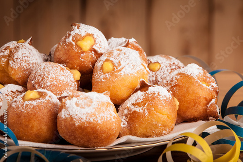 frittelle alla crema