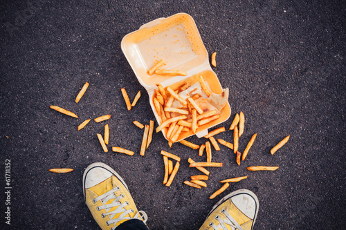 Man dropping his chips