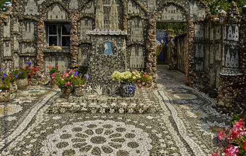 La Maison Picassiette, an old earthenware mosaic in Chartres