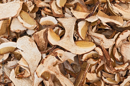 dried porcini mushrooms