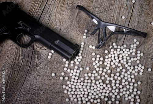 airsoft gun with glasses