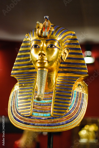 Burial mask of the egyptian pharaoh Tutankhamun