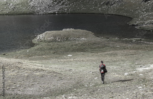 Escursionista in montagna