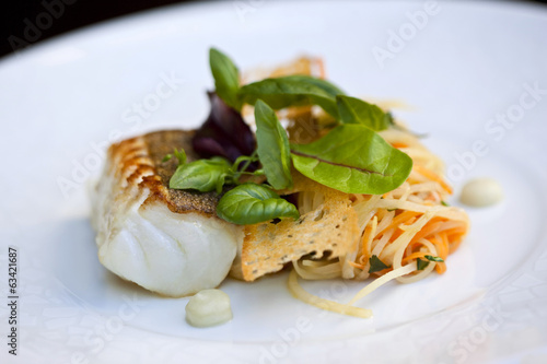 Cabillaud, spaghettis végétal et bouillon Thaï 