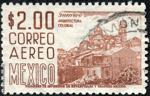 stamp shows colonial architecture from Guerrero state