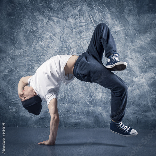 Breakdancer jumping