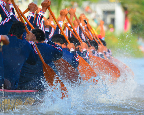 rowing team race