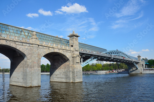 Пушкинский (Андреевский) пешеходный мост через Москву реку