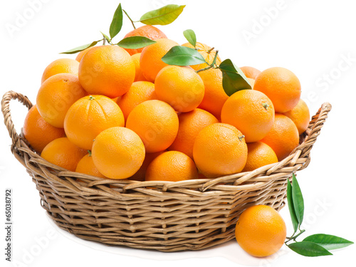 basket with oranges