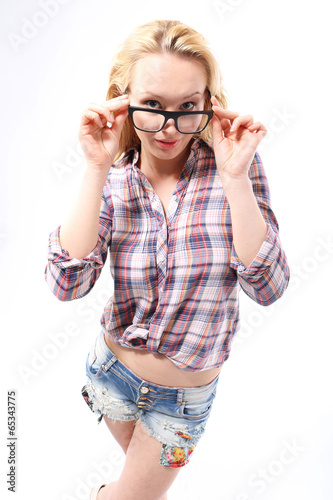 Dziewczyna w okularach