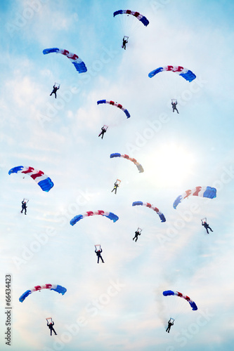 parachute display
