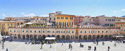 Ascoli Piceno - The main square, Piazza del Popolo
