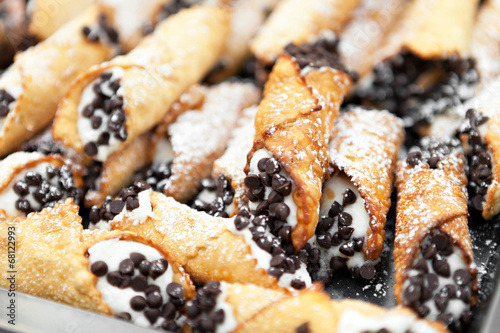 Fresh Cannolis