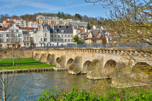 France, the picturesque city of Meulan