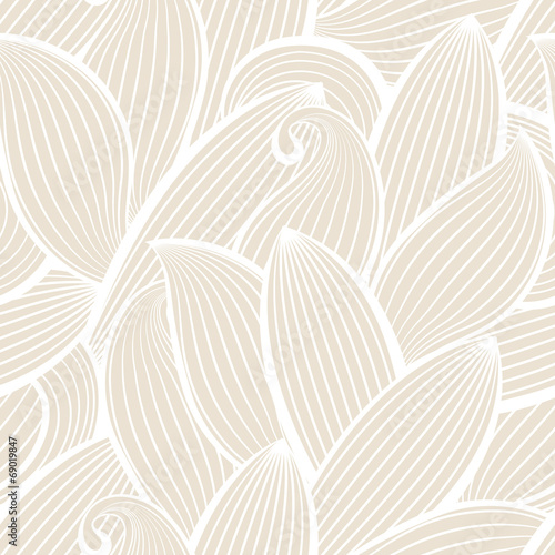 Vector seamless hand-drawn pattern with leaf.