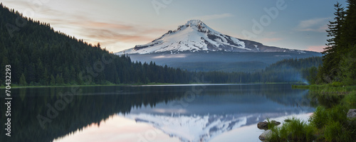 Volcano mountain Mt. Hood, in Oregon, USA.