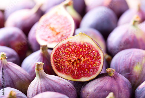 fresh figs