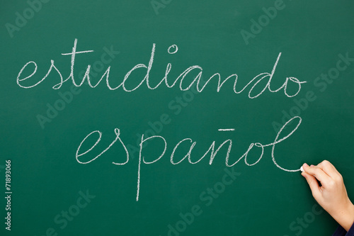 estudiando español