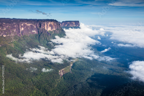 View from the Roraima tepui on Kukenan tepui- Venezuela