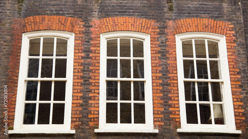 traditional english sliding sash windows