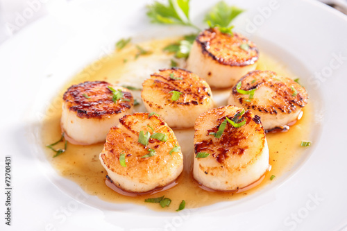 seared scallop